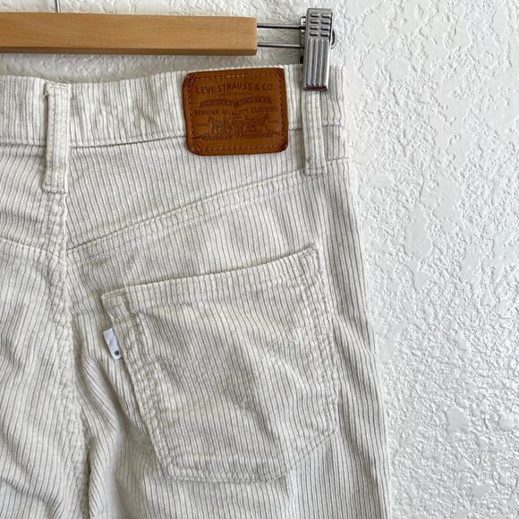 Levi’s Premium Ribcage Straight Leg Corduroy Pants Ivory Cream High Rise Size 27 - Picture 4 of 16